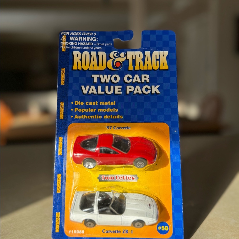 Corvette Die-Cast Car Set - Red and White